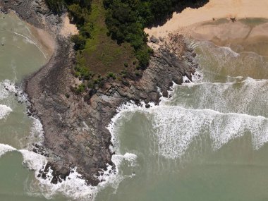 Sarawak ve Borneo Adası 'nın güney kesimindeki Pugu, Gondol, Siar ve Pandan Sahilleri.