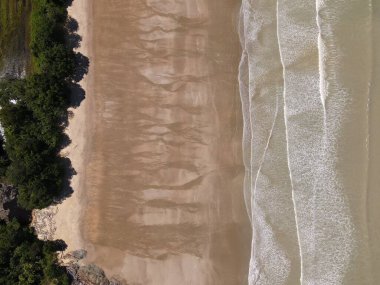 Sarawak ve Borneo Adası 'nın güney kesimindeki Pugu, Gondol, Siar ve Pandan Sahilleri.
