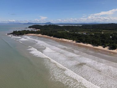 Sarawak ve Borneo Adası 'nın güney kesimindeki Pugu, Gondol, Siar ve Pandan Sahilleri.