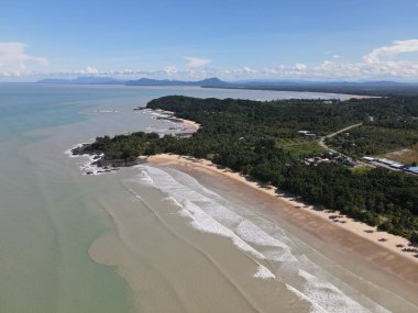 Sarawak ve Borneo Adası 'nın güney kesimindeki Pugu, Gondol, Siar ve Pandan Sahilleri.