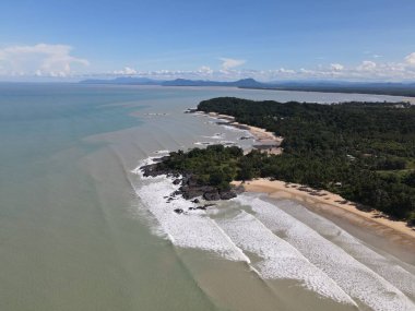 Sarawak ve Borneo Adası 'nın güney kesimindeki Pugu, Gondol, Siar ve Pandan Sahilleri.