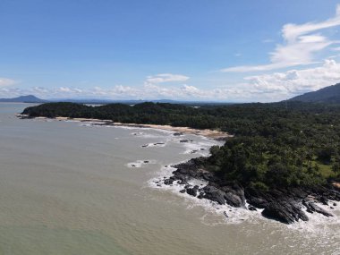 Sarawak ve Borneo Adası 'nın güney kesimindeki Pugu, Gondol, Siar ve Pandan Sahilleri.