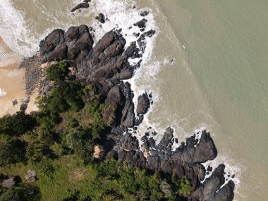 Sarawak ve Borneo Adası 'nın güney kesimindeki Pugu, Gondol, Siar ve Pandan Sahilleri.