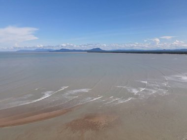 Sarawak ve Borneo Adası 'nın güney kesimindeki Pugu, Gondol, Siar ve Pandan Sahilleri.
