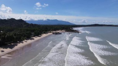 Sarawak ve Borneo Adası 'nın güney kesimindeki Pugu, Gondol, Siar ve Pandan Sahilleri.