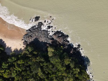 Sarawak ve Borneo Adası 'nın güney kesimindeki Pugu, Gondol, Siar ve Pandan Sahilleri.
