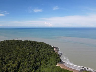 Sarawak ve Borneo Adası 'nın güney kesimindeki Pugu, Gondol, Siar ve Pandan Sahilleri.