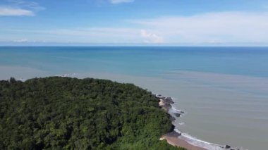 Sarawak ve Borneo Adası 'nın güney kesimindeki Pugu, Gondol, Siar ve Pandan Sahilleri.