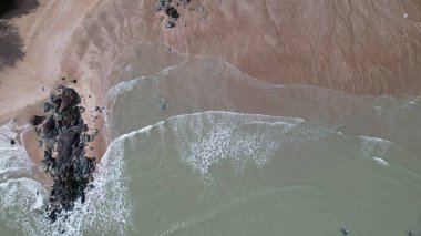 Telok Teluk Melano Sahil Hattı ve Serabang Plajı Sarawak ve Borneo Adası 'nın Tanjung Datu bölgesinin en güney ucunda.