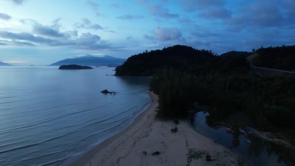 Die Telok Teluk Melano Küste Und Der Serabang Strand Südlichsten — Stockvideo