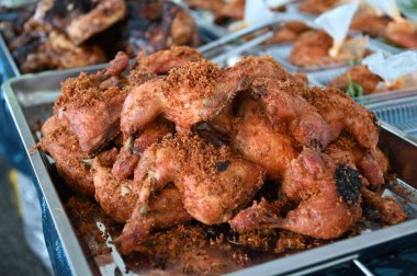 Kuching, Sarawak Malezya - 5 Nisan 2022: Malezya 'daki Malezya Ramazan Pazarı (Pasar Ramazan)