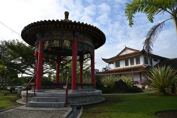 マレーシア サラワク州クチン 2022年4月5日 サラワク州クチンのソンロードにあるマレーシア 中国友好公園 — ストック写真