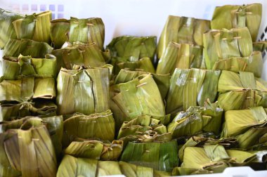 Kuching, Sarawak Malezya - 5 Nisan 2022: Malezya 'daki Malezya Ramazan Pazarı (Pasar Ramazan)