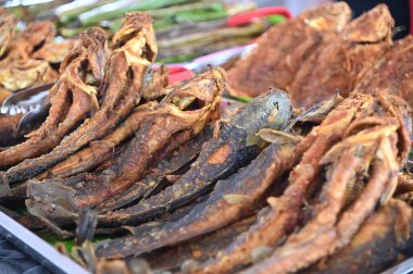 Kuching, Sarawak Malezya - 5 Nisan 2022: Malezya 'daki Malezya Ramazan Pazarı (Pasar Ramazan)