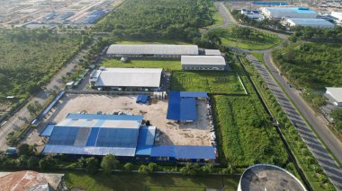 Kuching, Sarawak Malaysia - 7 Nisan 2022: Tüm büyük elektronik, güneş ve yarı iletken santrallerinin bulunduğu Samajaya Işık Sanayi Bölgesi