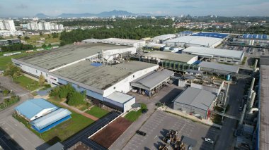 Kuching, Sarawak Malaysia - 7 Nisan 2022: Tüm büyük elektronik, güneş ve yarı iletken santrallerinin bulunduğu Samajaya Işık Sanayi Bölgesi