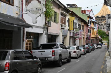 Kuching, Sarawak Malezya - 8 Nisan 2022: The Old Court House, India Street ve Carpenter Street