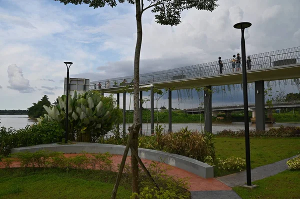 Batu Kawa Waterfront Riverside Park Punto Riferimento Sky Bridge Suoi — Foto Stock