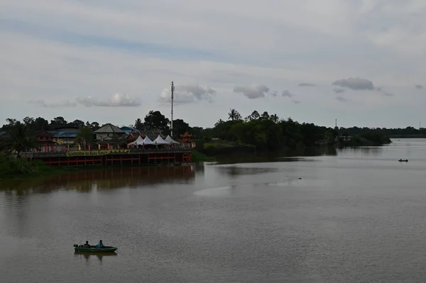 Batu Kawa Waterfront Riverside Park Puente Cielo Emblemático Sus Parques — Foto de Stock