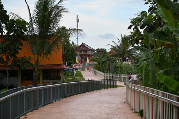 Batu Kawa Waterfront Riverside Park Punto Riferimento Sky Bridge Suoi — Foto Stock