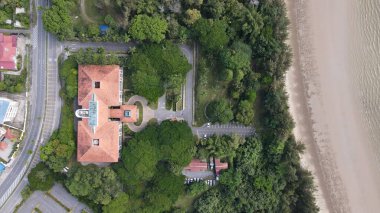 Miri Şehri 'nin ünlü plajları, nehirleri, şehirleri ve manzaralı çevresiyle Landmark ve Turist Çekim alanları