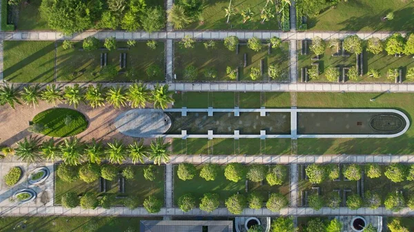 Miri Şehri 'nin ünlü plajları, nehirleri, şehirleri ve manzaralı çevresiyle Landmark ve Turist Çekim alanları