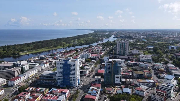 密里市的地标和旅游景点 以其著名的海滩 城市和风景秀丽的周围环境而闻名 — 图库照片