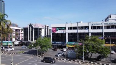 Miri Şehri 'nin ünlü plajları, nehirleri, şehirleri ve manzaralı çevresiyle Landmark ve Turist Çekim alanları