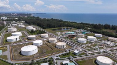 Miri Şehri 'nin ünlü plajları, nehirleri, şehirleri ve manzaralı çevresiyle Landmark ve Turist Çekim alanları