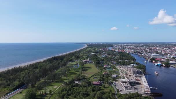 Landmark Tourist Attraction Areas Miri City Its Famous Beaches Rivers — Stockvideo