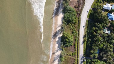 Miri Şehri 'nin ünlü plajları, nehirleri, şehirleri ve manzaralı çevresiyle Landmark ve Turist Çekim alanları