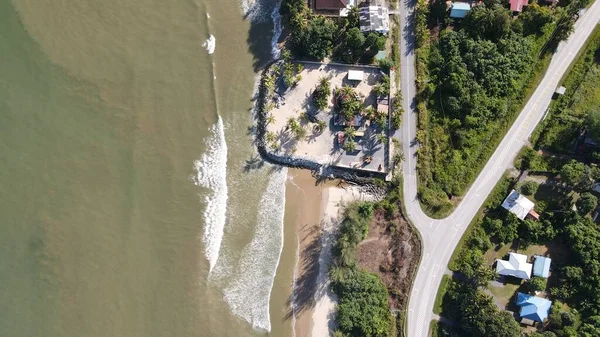 Miri Şehri 'nin ünlü plajları, nehirleri, şehirleri ve manzaralı çevresiyle Landmark ve Turist Çekim alanları