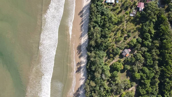 Miri Şehri 'nin ünlü plajları, nehirleri, şehirleri ve manzaralı çevresiyle Landmark ve Turist Çekim alanları