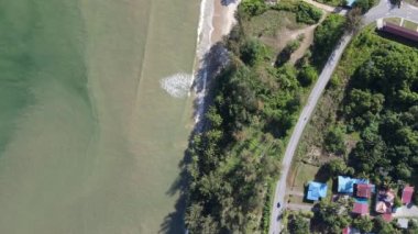 Miri Şehri 'nin ünlü plajları, nehirleri, şehirleri ve manzaralı çevresiyle Landmark ve Turist Çekim alanları