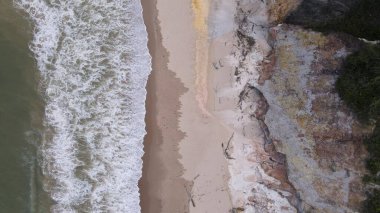 Miri Şehri 'nin ünlü plajları, nehirleri, şehirleri ve manzaralı çevresiyle Landmark ve Turist Çekim alanları