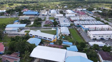 Miri Şehri 'nin ünlü plajları, nehirleri, şehirleri ve manzaralı çevresiyle Landmark ve Turist Çekim alanları