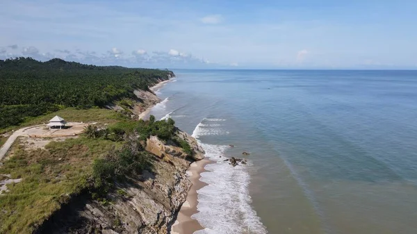 Miri Şehri 'nin ünlü plajları, nehirleri, şehirleri ve manzaralı çevresiyle Landmark ve Turist Çekim alanları