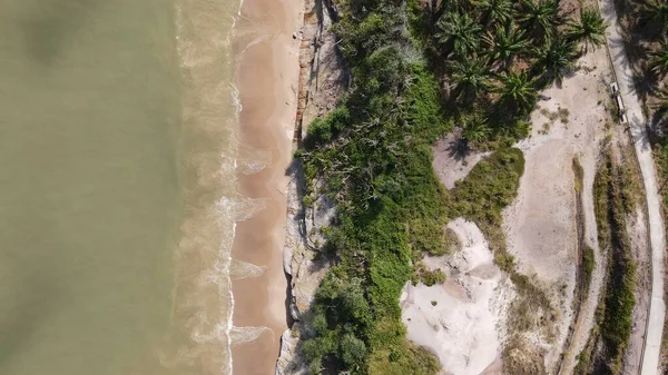 Miri Şehri 'nin ünlü plajları, nehirleri, şehirleri ve manzaralı çevresiyle Landmark ve Turist Çekim alanları