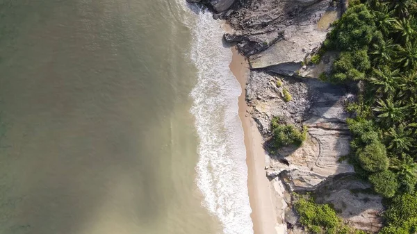 Miri Şehri 'nin ünlü plajları, nehirleri, şehirleri ve manzaralı çevresiyle Landmark ve Turist Çekim alanları