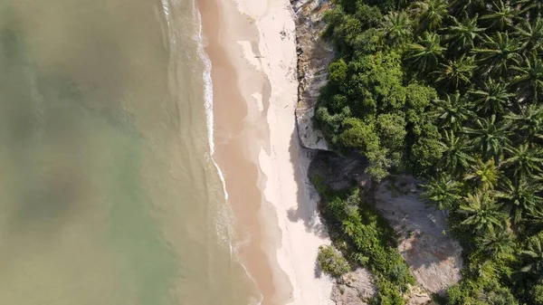 Miri Şehri 'nin ünlü plajları, nehirleri, şehirleri ve manzaralı çevresiyle Landmark ve Turist Çekim alanları