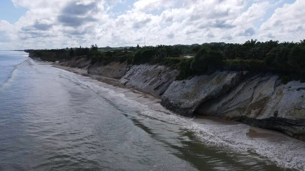 Miri Şehri 'nin ünlü plajları, nehirleri, şehirleri ve manzaralı çevresiyle Landmark ve Turist Çekim alanları