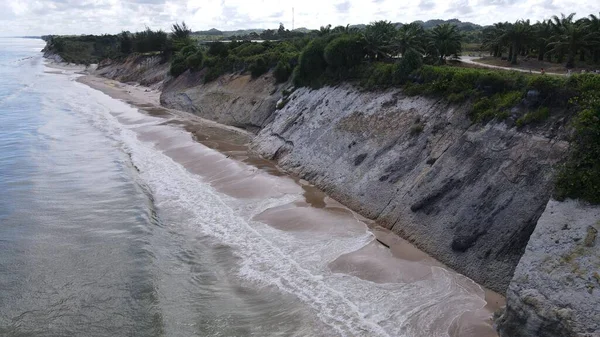 Miri Şehri 'nin ünlü plajları, nehirleri, şehirleri ve manzaralı çevresiyle Landmark ve Turist Çekim alanları