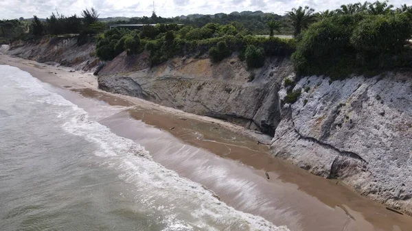 Miri Şehri 'nin ünlü plajları, nehirleri, şehirleri ve manzaralı çevresiyle Landmark ve Turist Çekim alanları