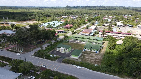 Miri Şehri 'nin ünlü plajları, nehirleri, şehirleri ve manzaralı çevresiyle Landmark ve Turist Çekim alanları