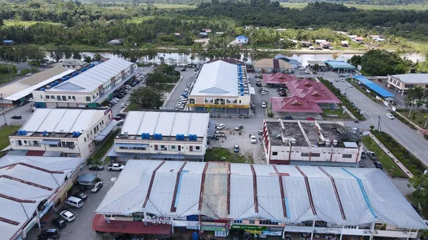 Miri Şehri 'nin ünlü plajları, nehirleri, şehirleri ve manzaralı çevresiyle Landmark ve Turist Çekim alanları