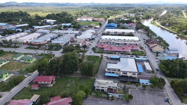 Miri Şehri 'nin ünlü plajları, nehirleri, şehirleri ve manzaralı çevresiyle Landmark ve Turist Çekim alanları