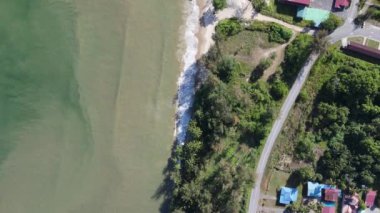 Miri Şehri 'nin ünlü plajları, nehirleri, şehirleri ve manzaralı çevresiyle Landmark ve Turist Çekim alanları