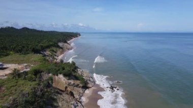 Miri Şehri 'nin ünlü plajları, nehirleri, şehirleri ve manzaralı çevresiyle Landmark ve Turist Çekim alanları