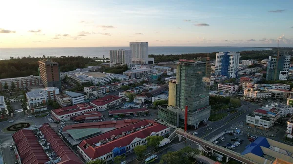 Landmark Dan Tourist Attraction Area Dari Kota Miri Dengan Pantai — Stok Foto