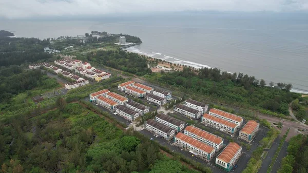 Miri Şehri 'nin ünlü plajları, nehirleri, şehirleri ve manzaralı çevresiyle Landmark ve Turist Çekim alanları